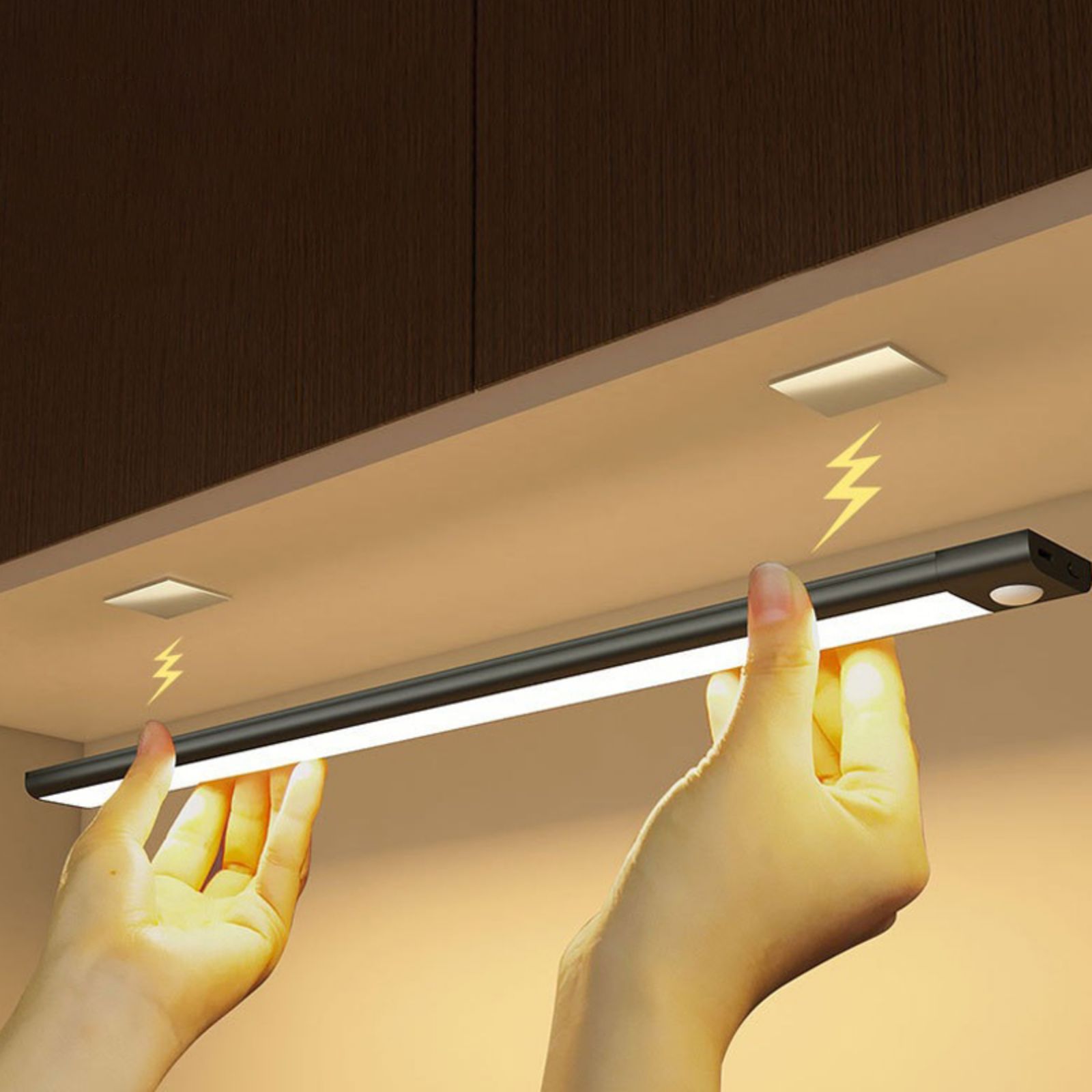 Подсветка на кухне под шкафами с датчиком движения