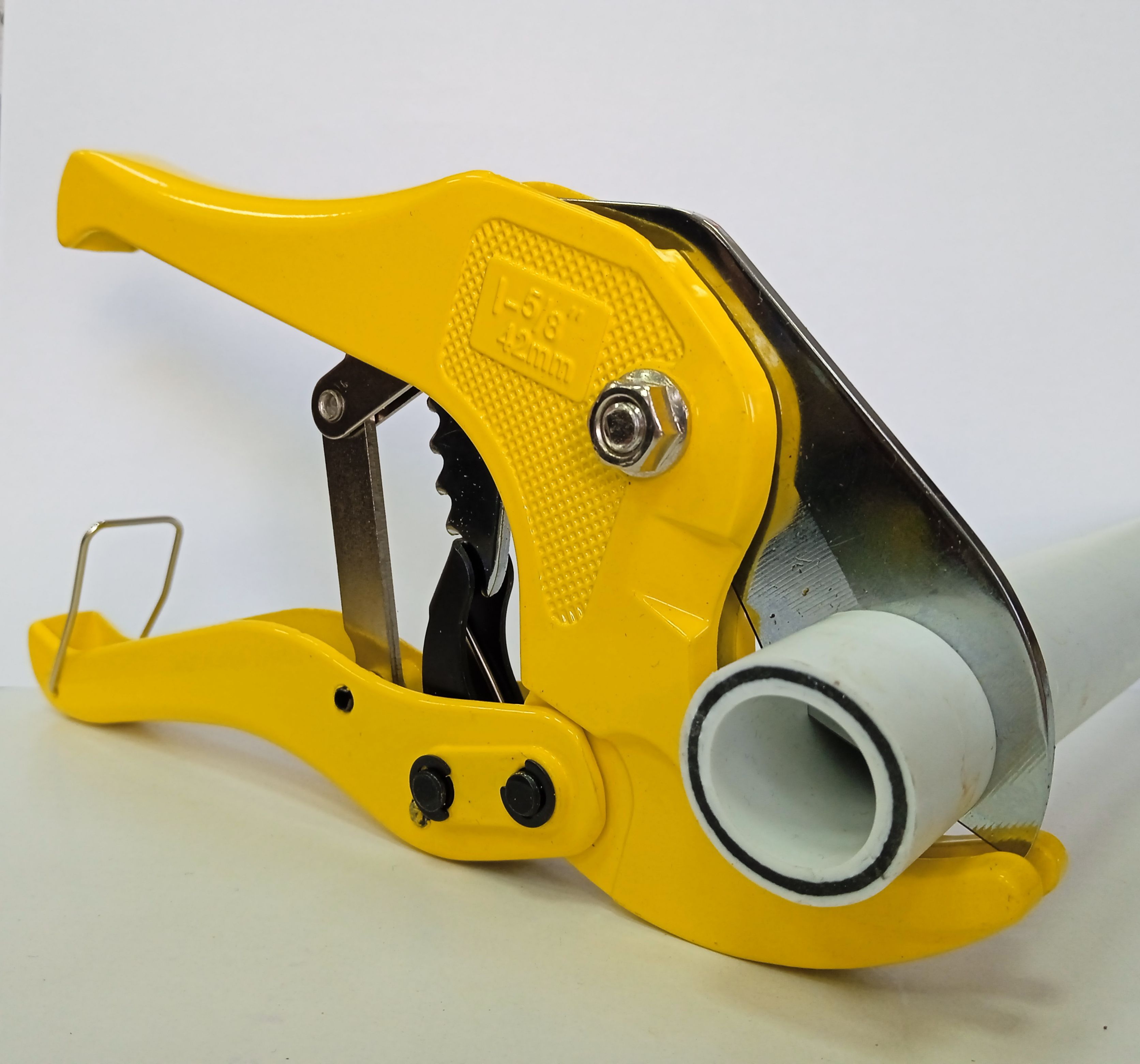 Maxi tool. Ножницы для труб ПВХ.