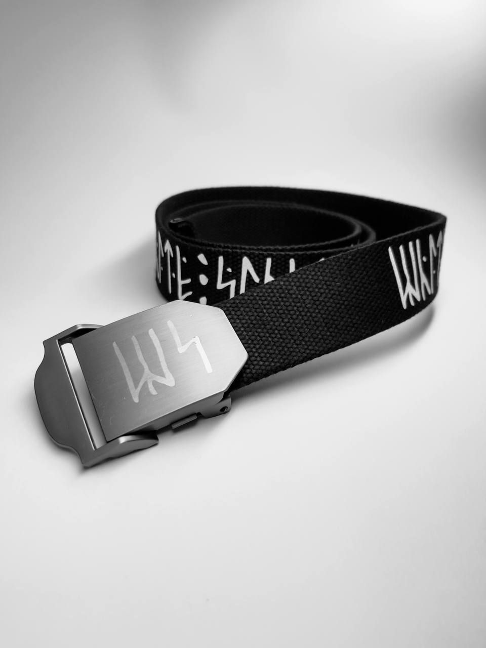 Ремень руны. Кожаный ремень с рунами. Ремень с рунами thor steinar. Футарк ремень кожаный. Thor steinar ремень белый.