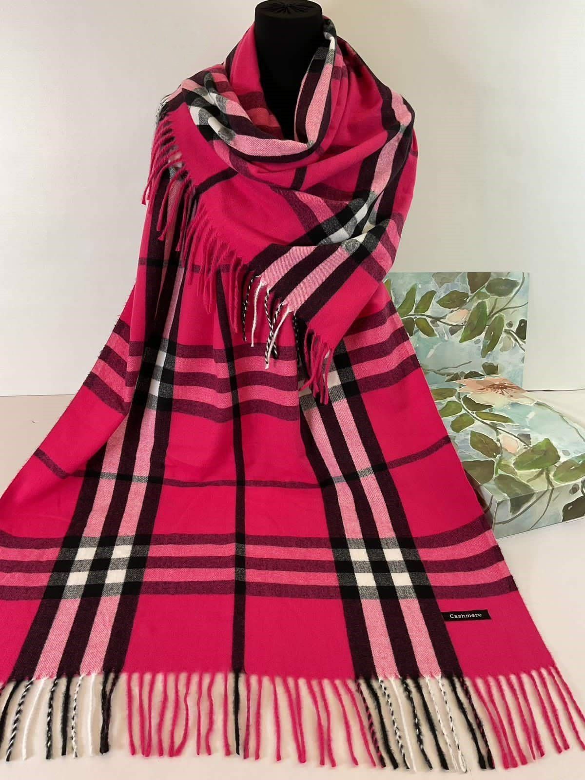 Hot pink 2024 burberry scarf