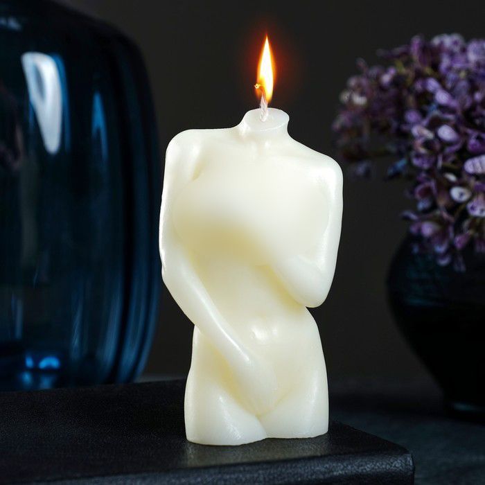Самый лучший свеча для женщин. Фигурные свечи. Свечи фигурные тела. Свечи женские. Свечка женское тело.
