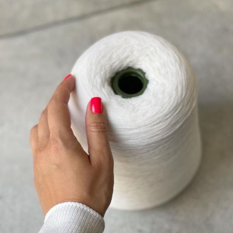 Пряжа для вязания 100% меринос / Palermo filatura di Magia / 100г-1500м / Белый