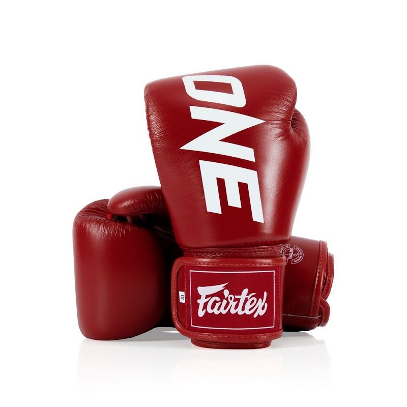 Боксерские перчатки Fairtex