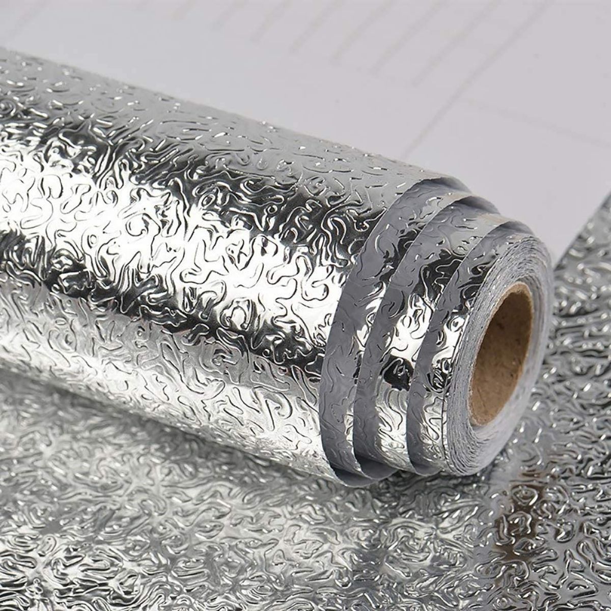 Плёнка алюминиевая самоклеящаяся (60х300 см, рулон)