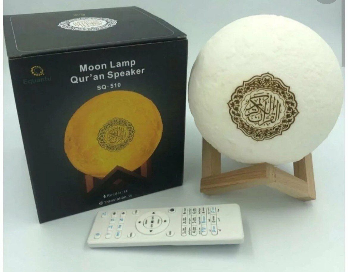 Speaker quran lamp. Лампа Коран Луна. Ночник Луна Коран. Лампа Коран космос. Ночная лампа "Луна", читающая Коран, 15см.