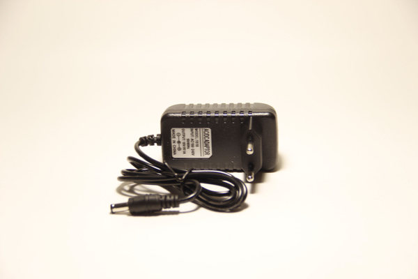 Блок питания (Адаптер, Зарядное устройство) 15v 1a (15В 1А), 5.5мм ...