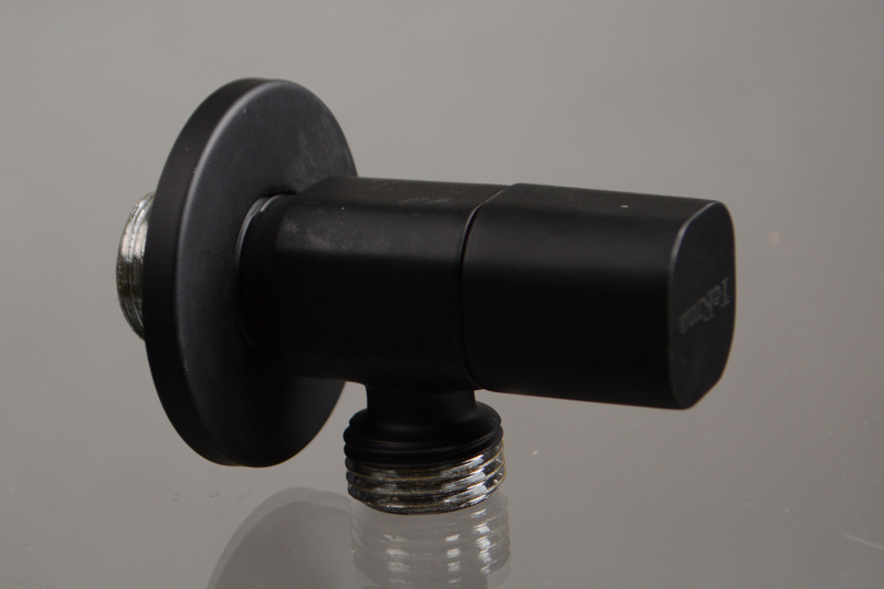 Характеристики Кран угловой для подключения смесителя (черный ...