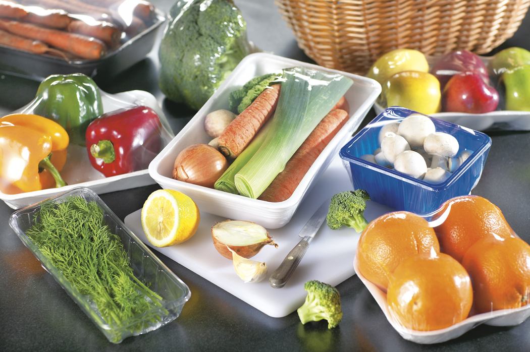 Как можно защитить продукты. Упаковка пищевых продуктов. Пищевая упаковка. Упаковка овощей. Лоток для овощей.