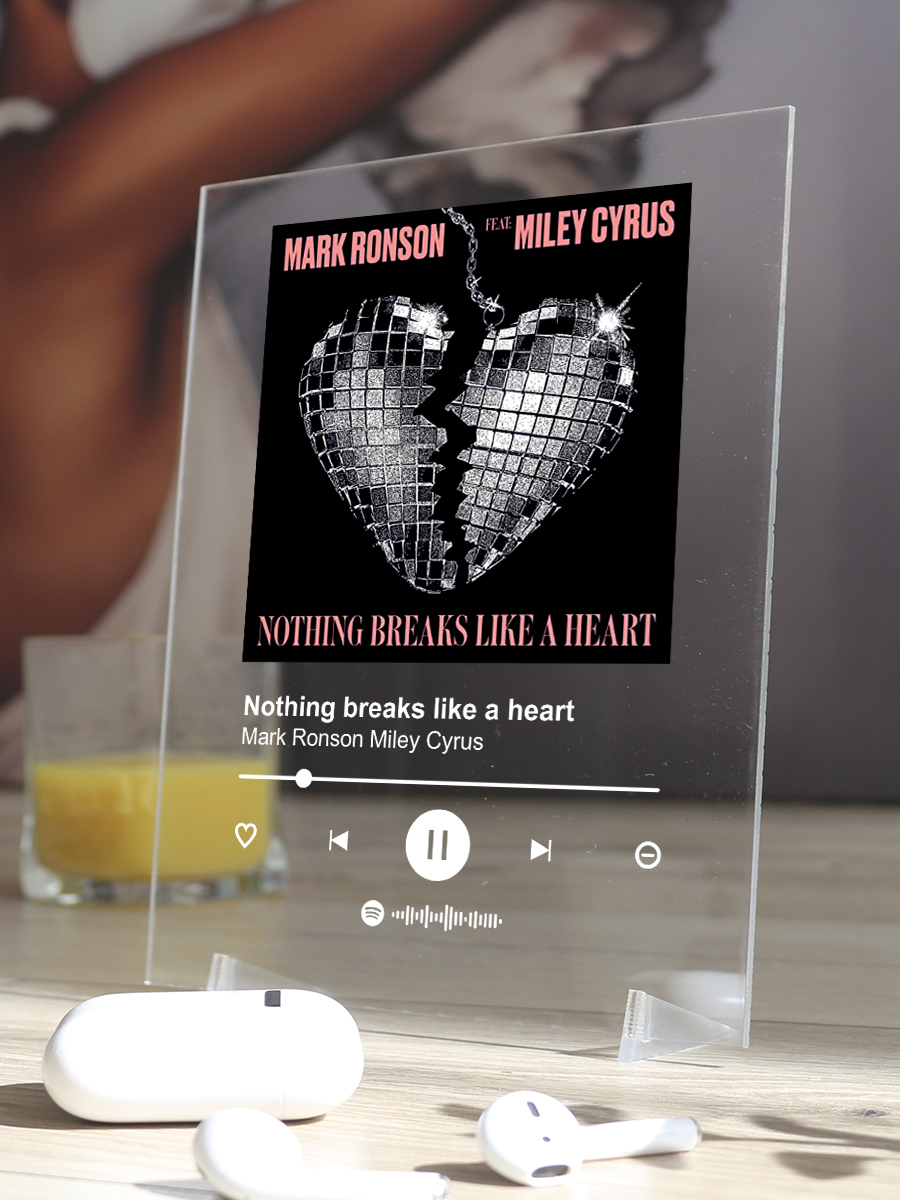 Mark ronson feat miley. Nothing Breaks like a Heart. Майли Сайрус nothing Breaks. Mark Ronson Miley Cyrus nothing Breaks like a Heart.