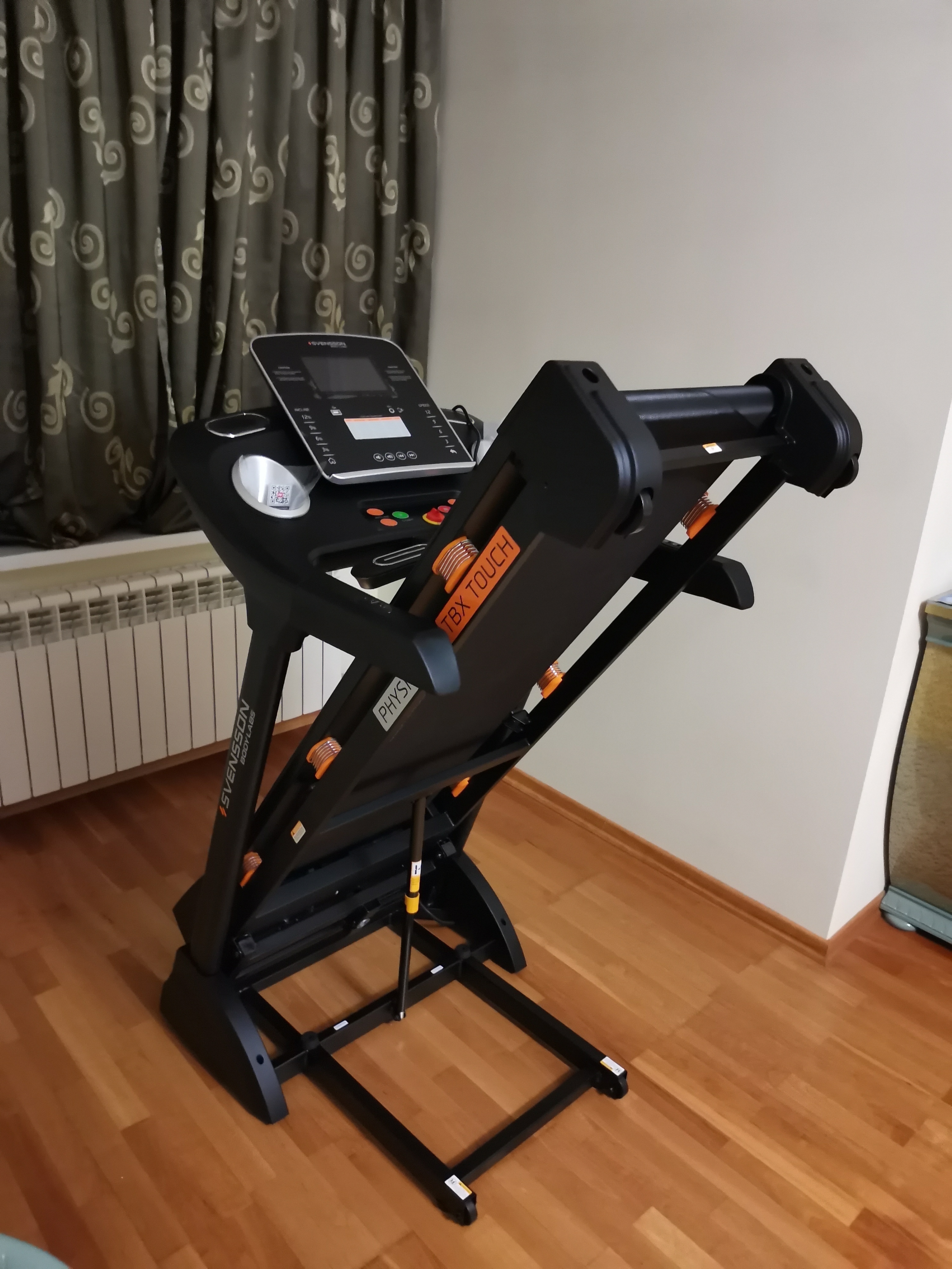 Svensson body labs беговая. Беговая дорожка Svensson body Labs Physioline TBX.