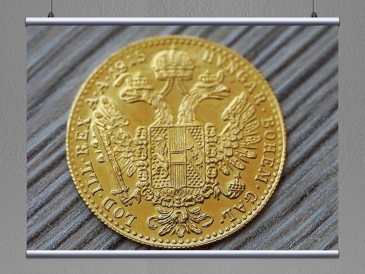 Где купить золотые монеты. Монета Золотая. Монеты из золота. Красивые золотые монеты. Современные золотые монеты.