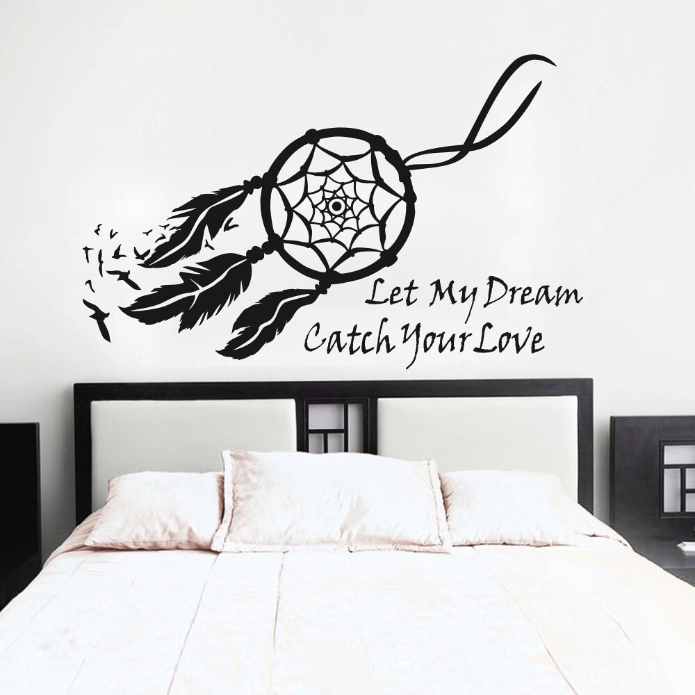 Ловец снов рисунок на стене в спальне