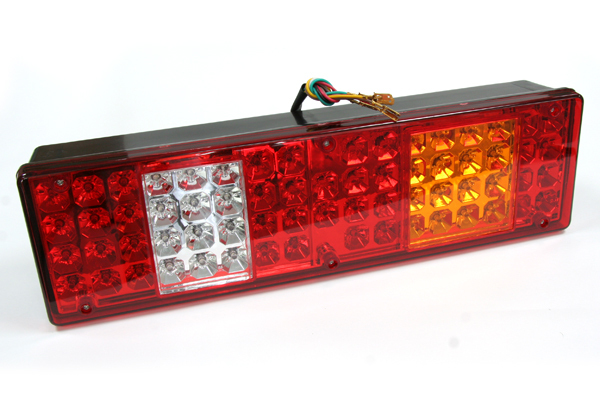 Фонарь задний LED 24V, правый с кабелем (МАЗ, 455х130х80мм, 66LED, 13/2W)