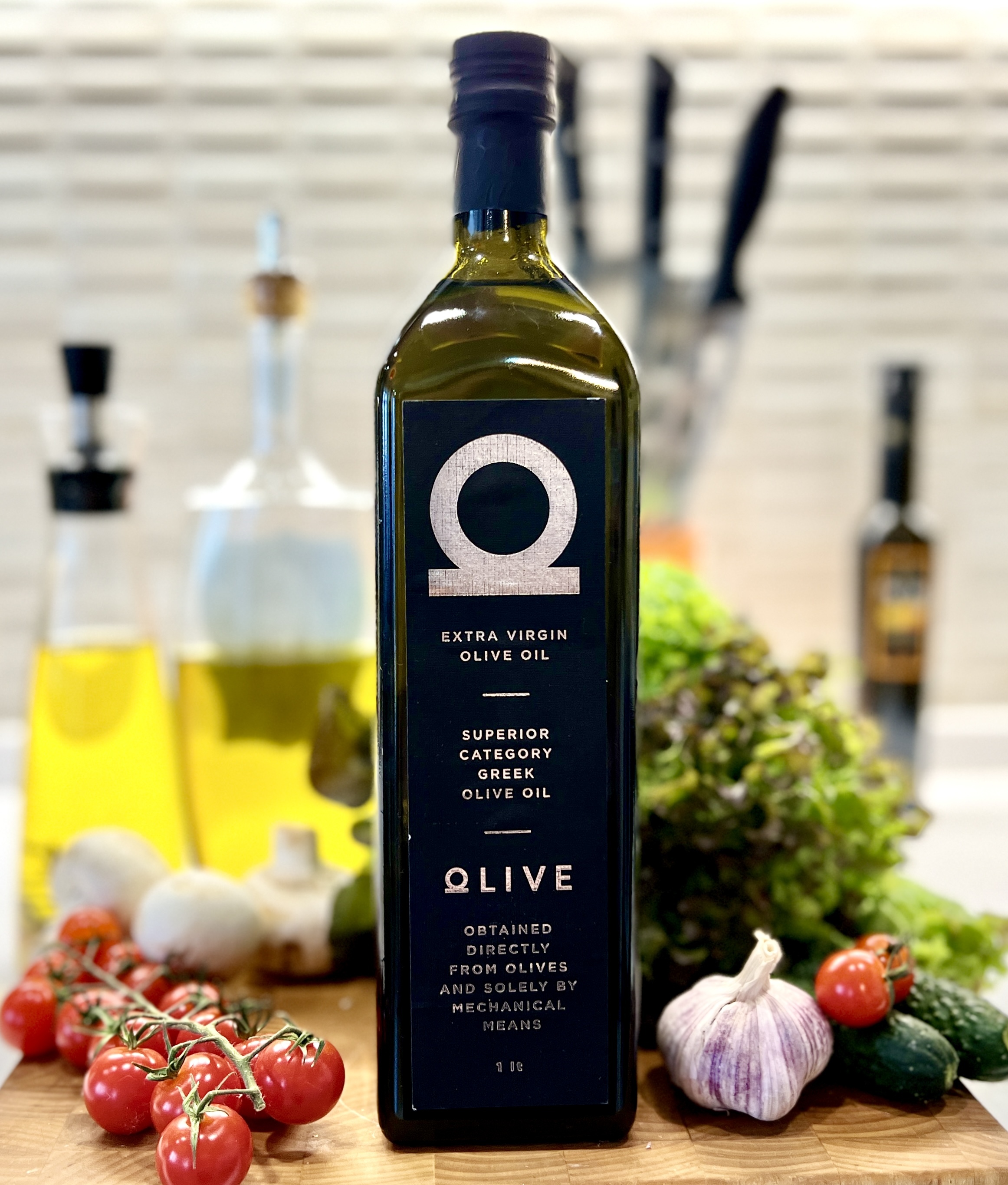 Оливковое масло. Оливковое масло Греция. Греческое оливковое масло. Оливковое масло Sasso.
