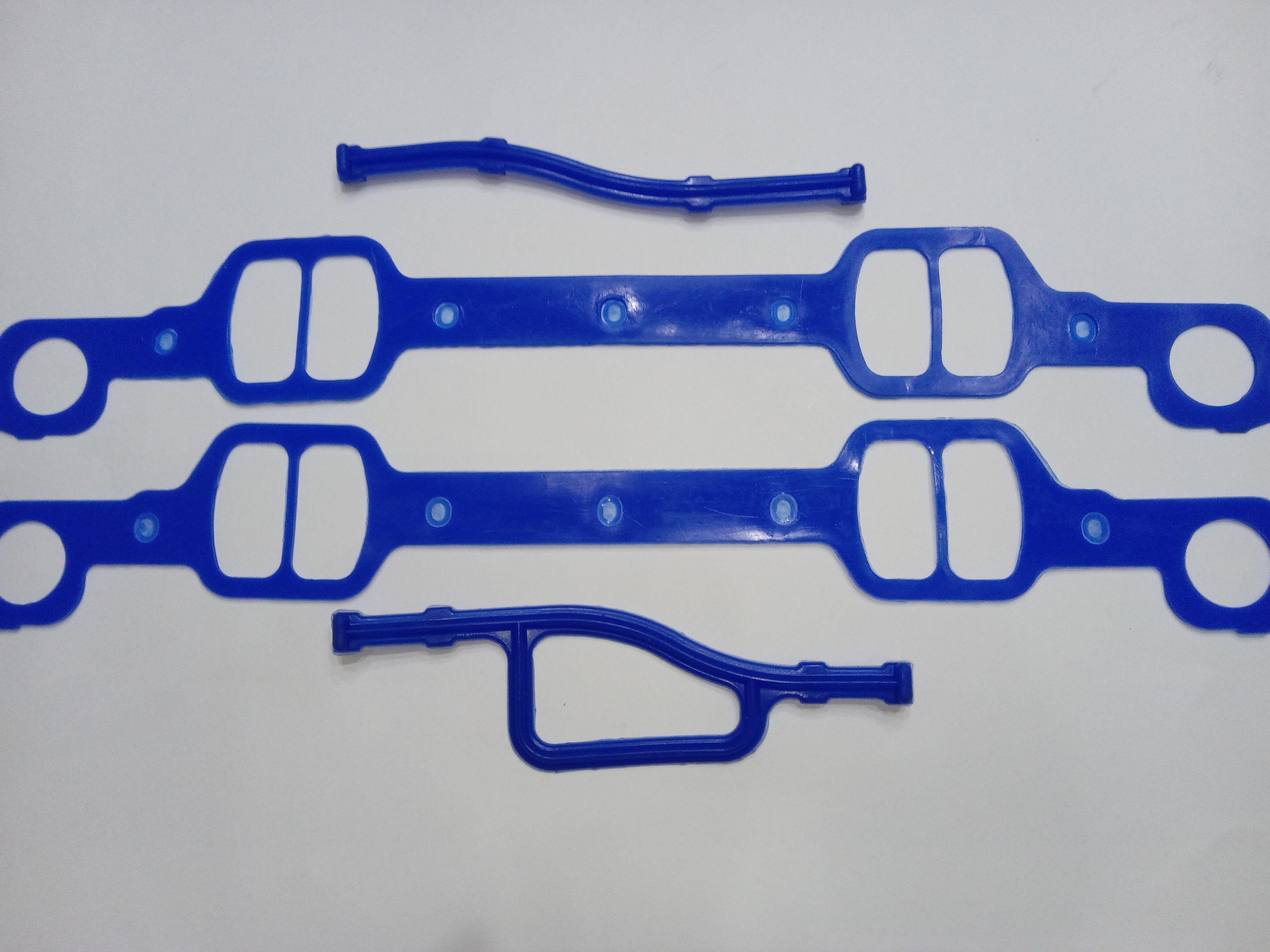 прокладка выпускного коллектора ваз 2110 8 клапанов 1. прокладка впускного коллектора газ 66. прокладка под паук газ 53 силикон. прокладка под паук ваз 2110 8 клапанов. комплект прокладок впускного коллектора газ 53.