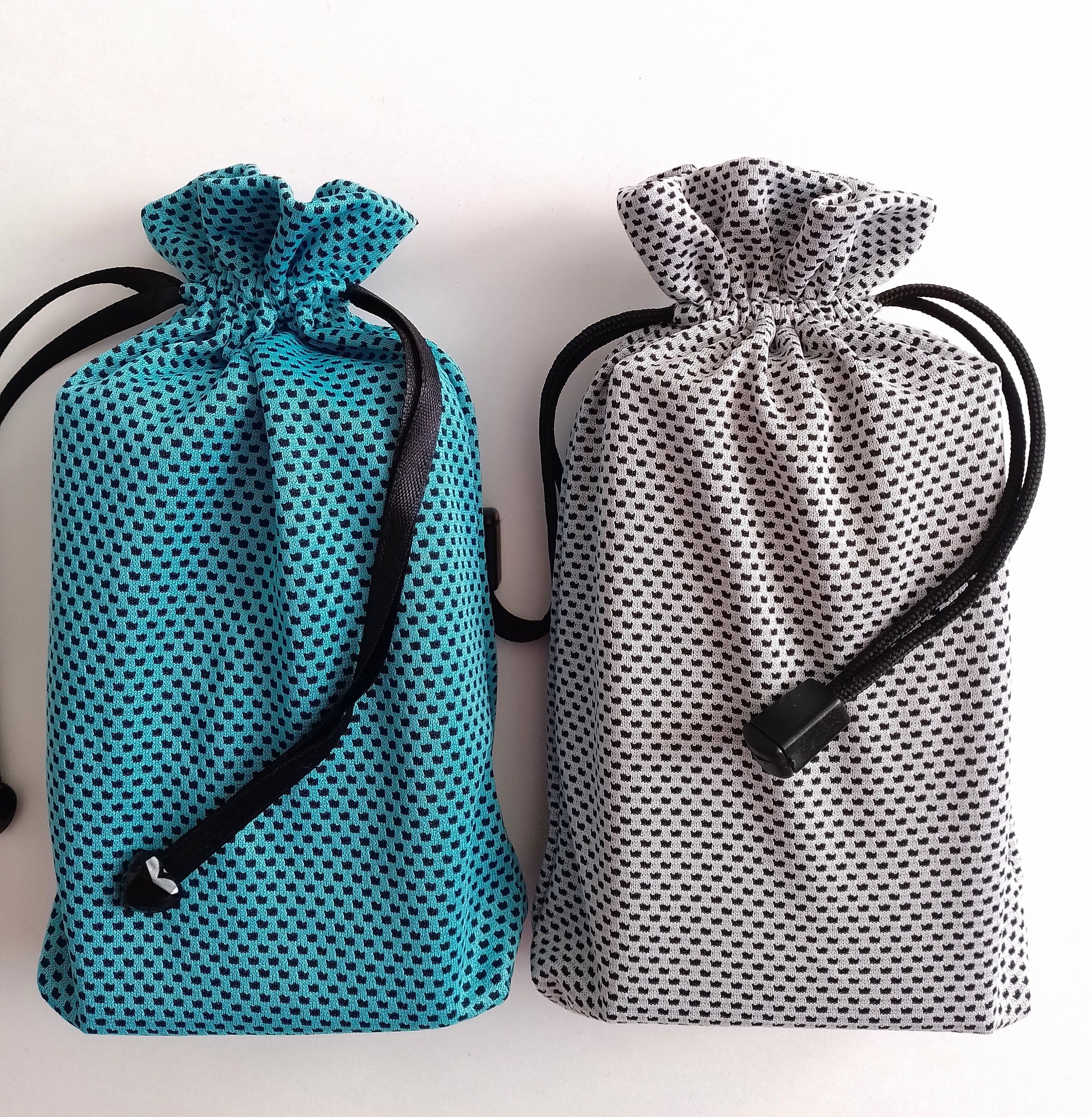 Духи в мешочке. Два мешочка. Мешочек с ароматом. Два мешочка. Мешочек из парчи оптом.