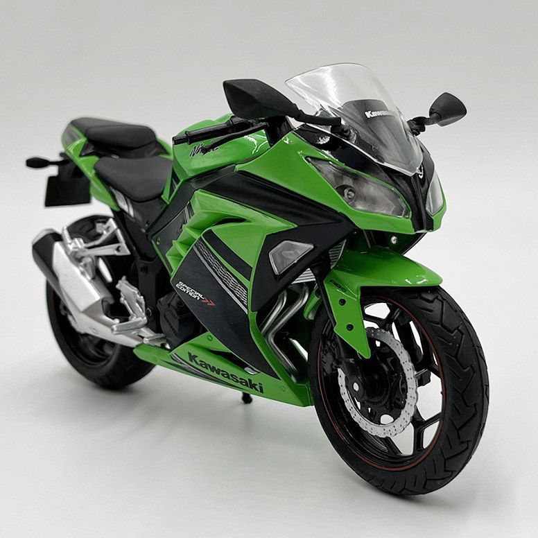 Kawasaki Ninja 250 серебристый