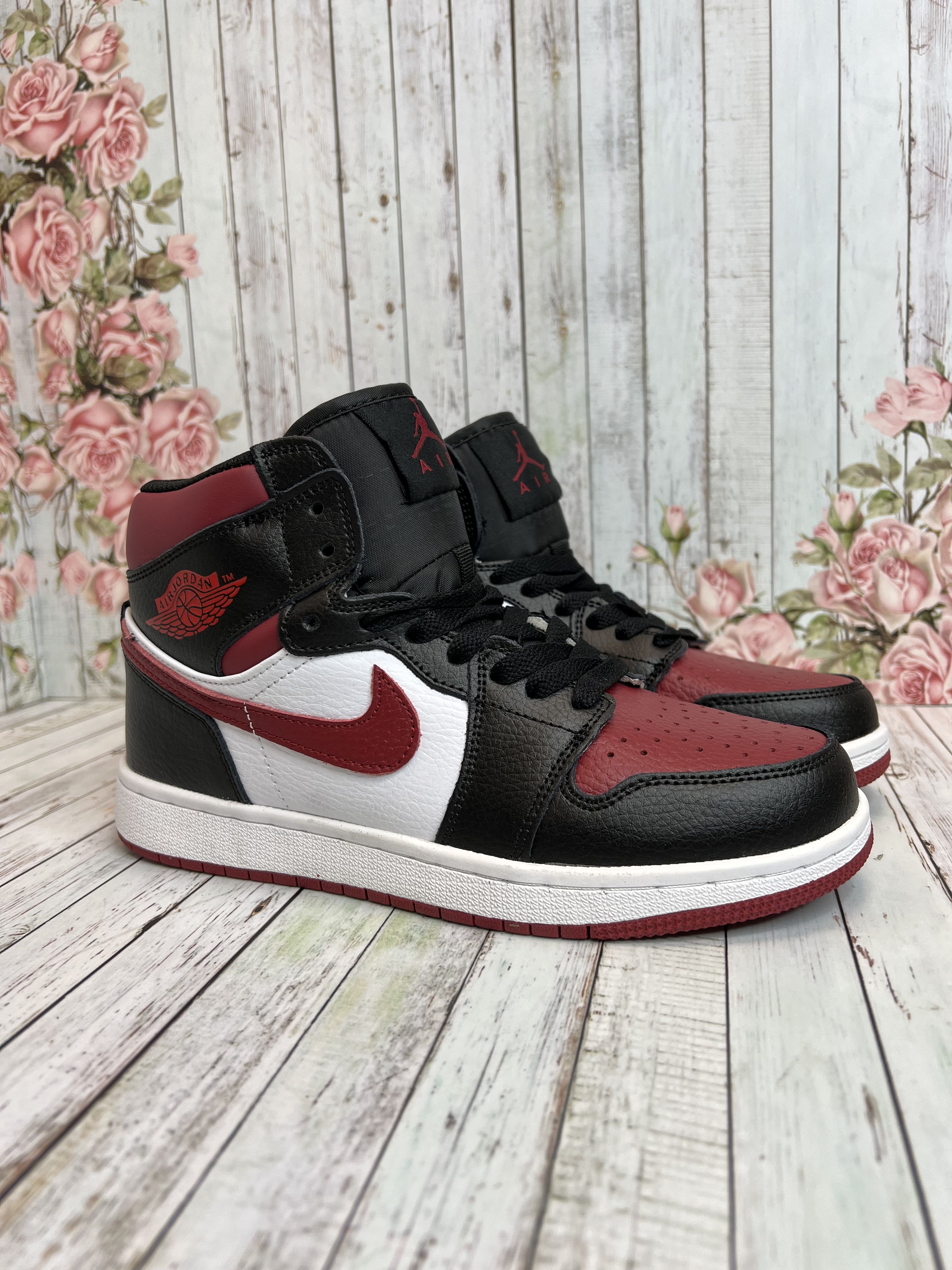 Nike Air Jordan бордовые