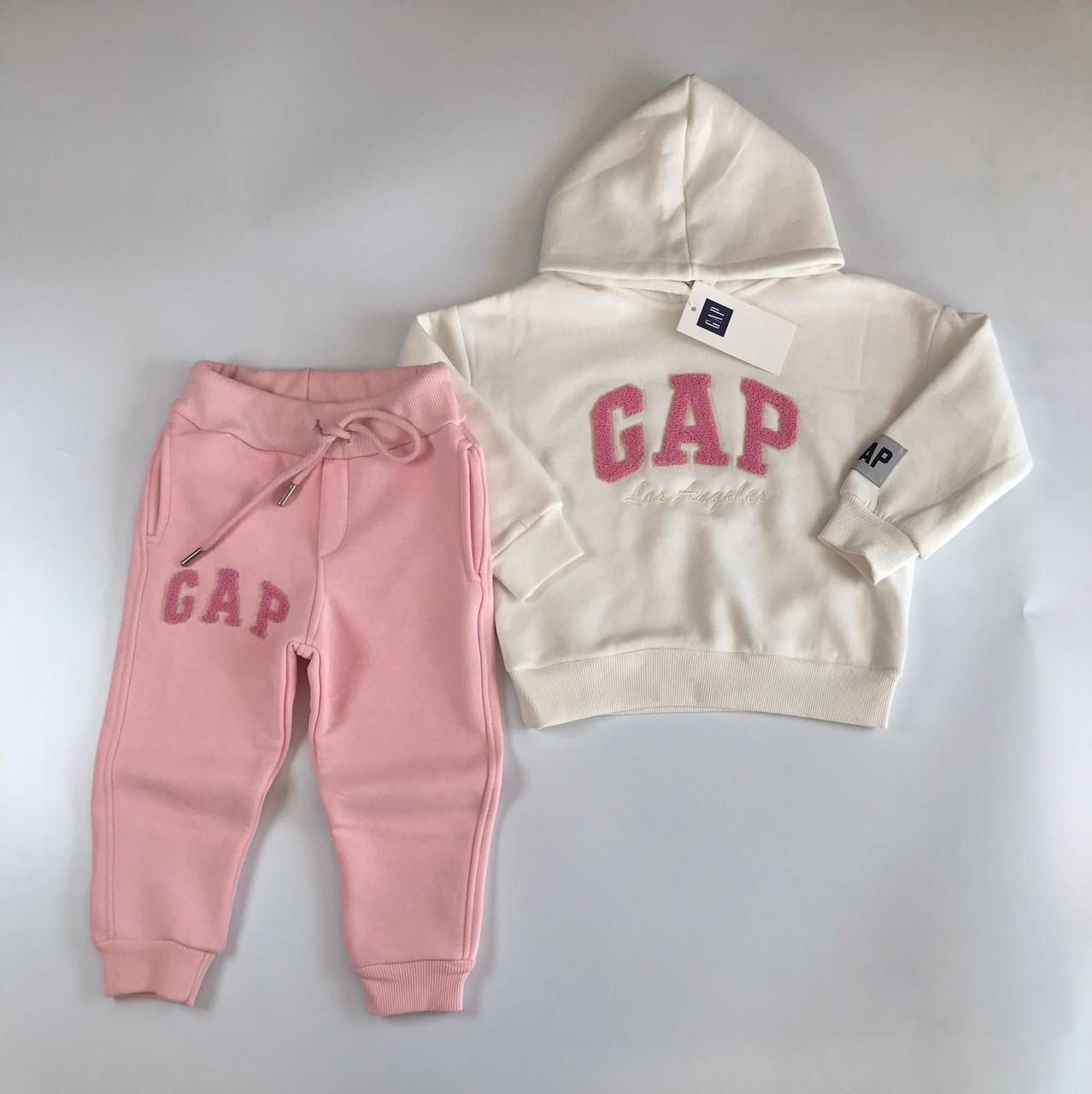 Спортивный костюм gap