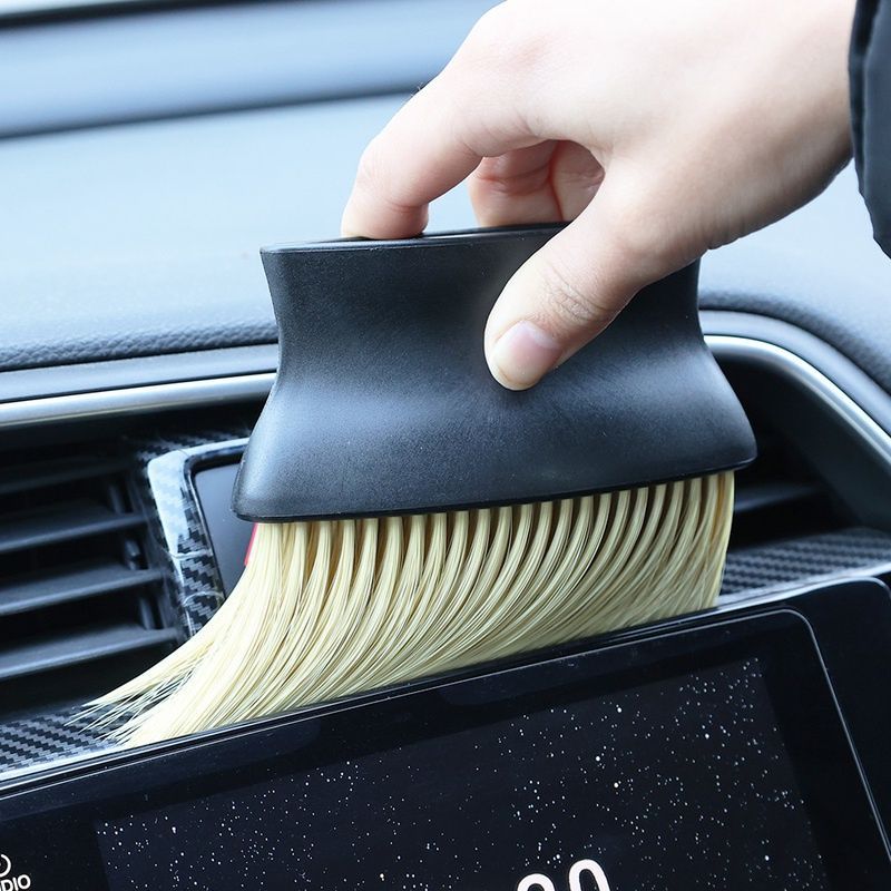 Car dust sweep detailing. Щетка для чистки салона автомобиля. Мягкая щетка для салона автомобиля. Щетка от пыли для автомобиля. Щеточка мягкая от пыли для автомобиля.