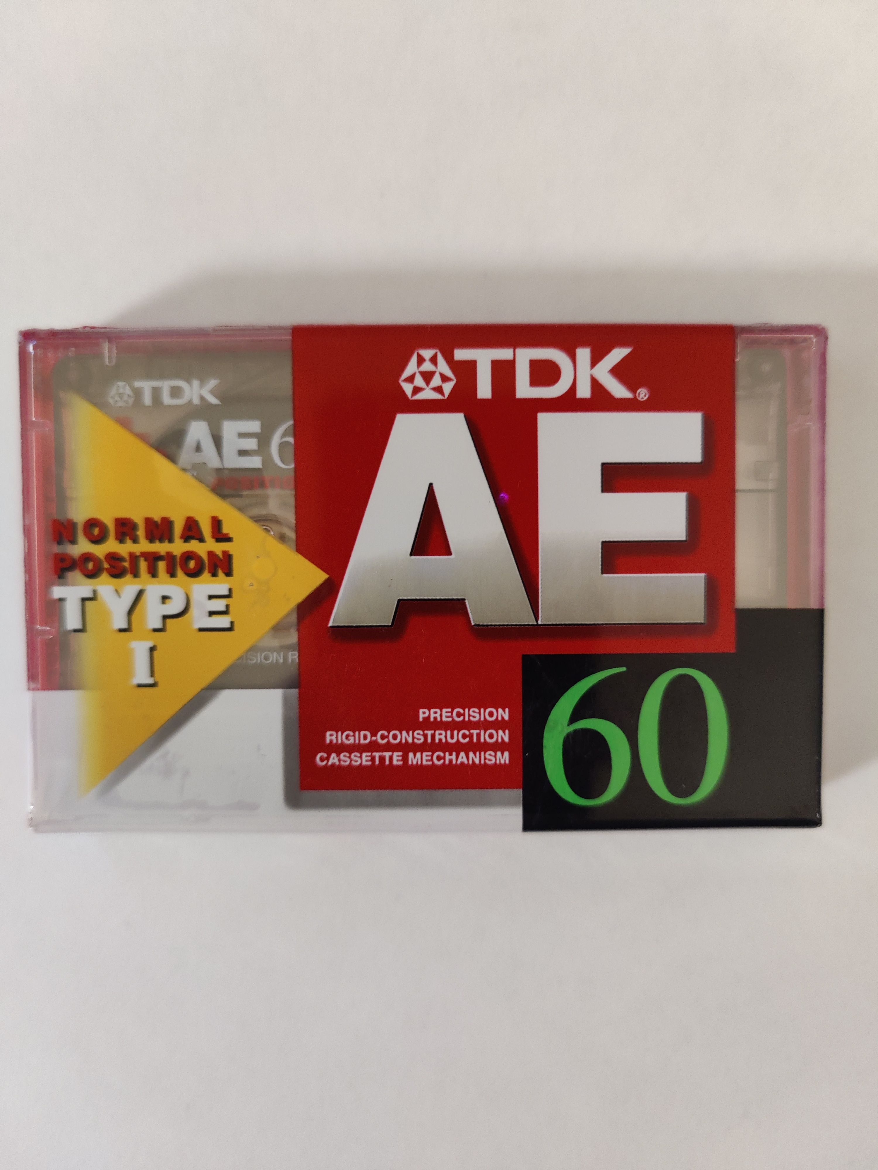 Аудиокассета запечатанная TDK AE-60