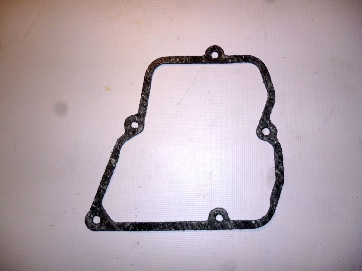 22410-4a352. Клапанная крышка маз. Клапанная крышка ямз 238 левая. Сапун двигателя ямз 7511. Крышка клапанов qg15.