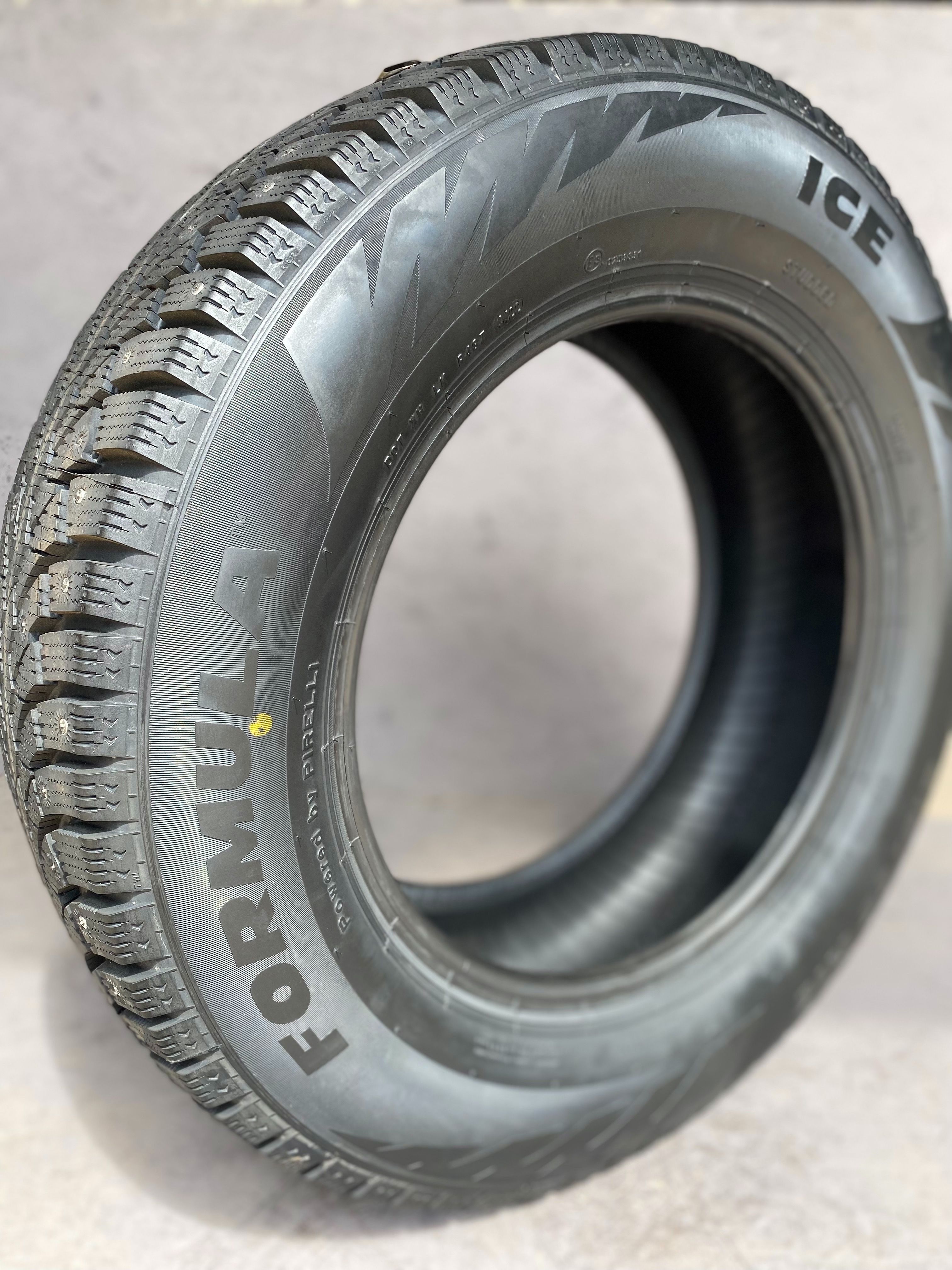 Pirelli Formula Ice Шины  зимние 185/60  R15 88T