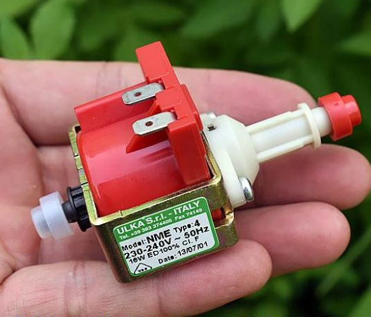 Итальянский электромагнитный насос ULKA NME4 AC220V 16W расход 50 куб ...
