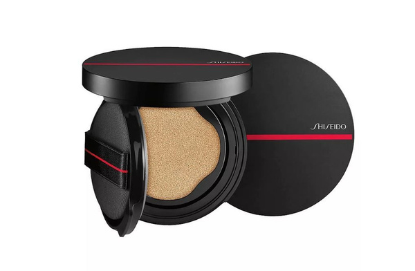 SHISEIDO Компактный кушон для свежего совершенного тона SYNCHRO SKIN ...