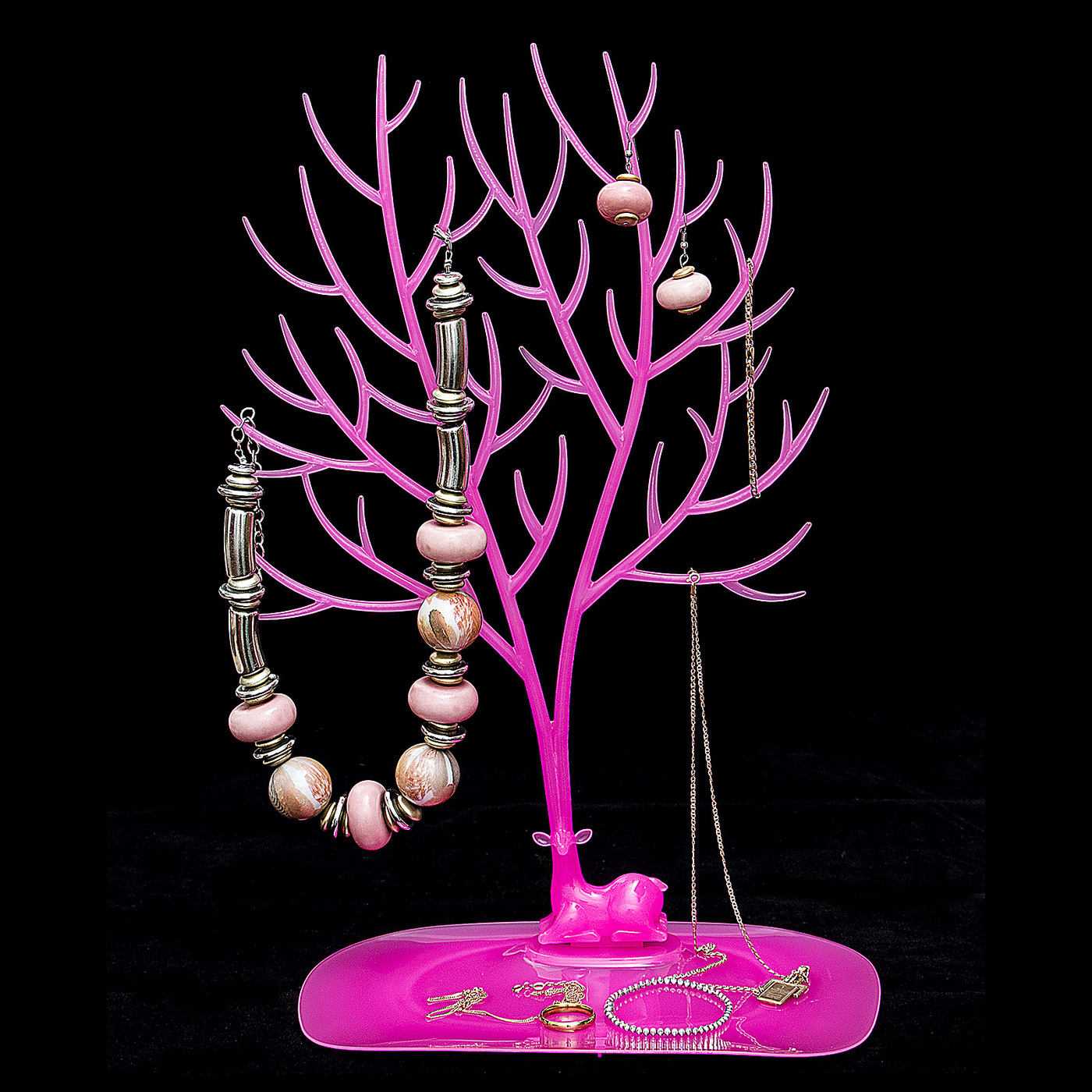 настольная вешалка для украшений