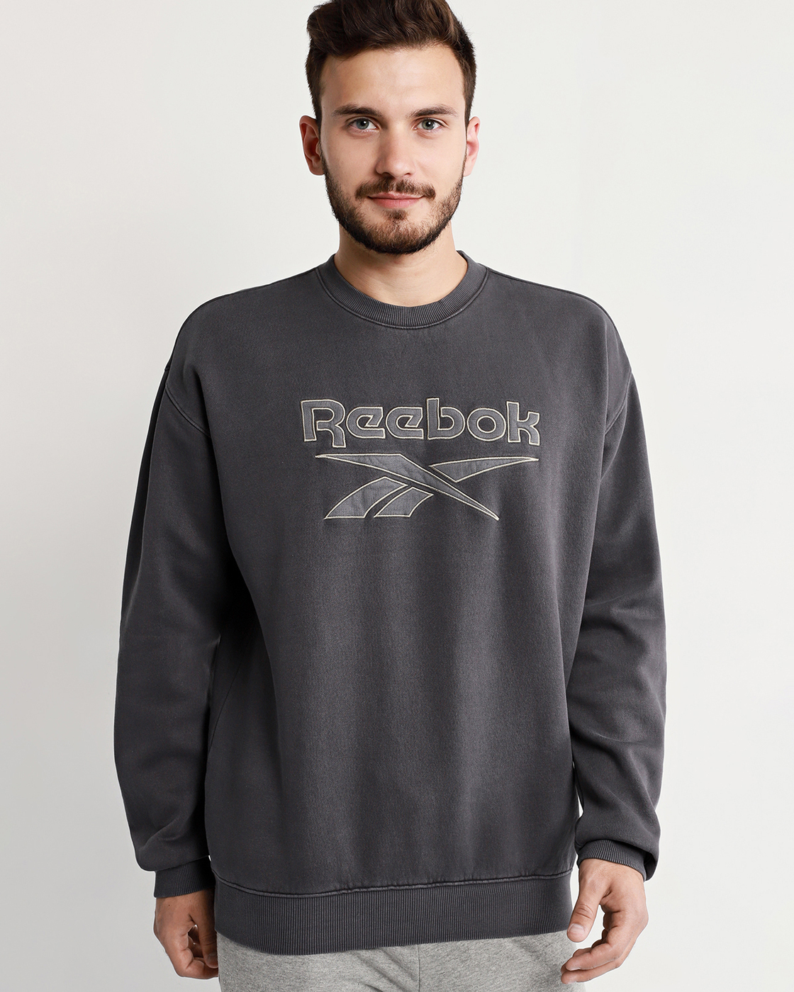 reebok classics premium vector crew sweatshirt