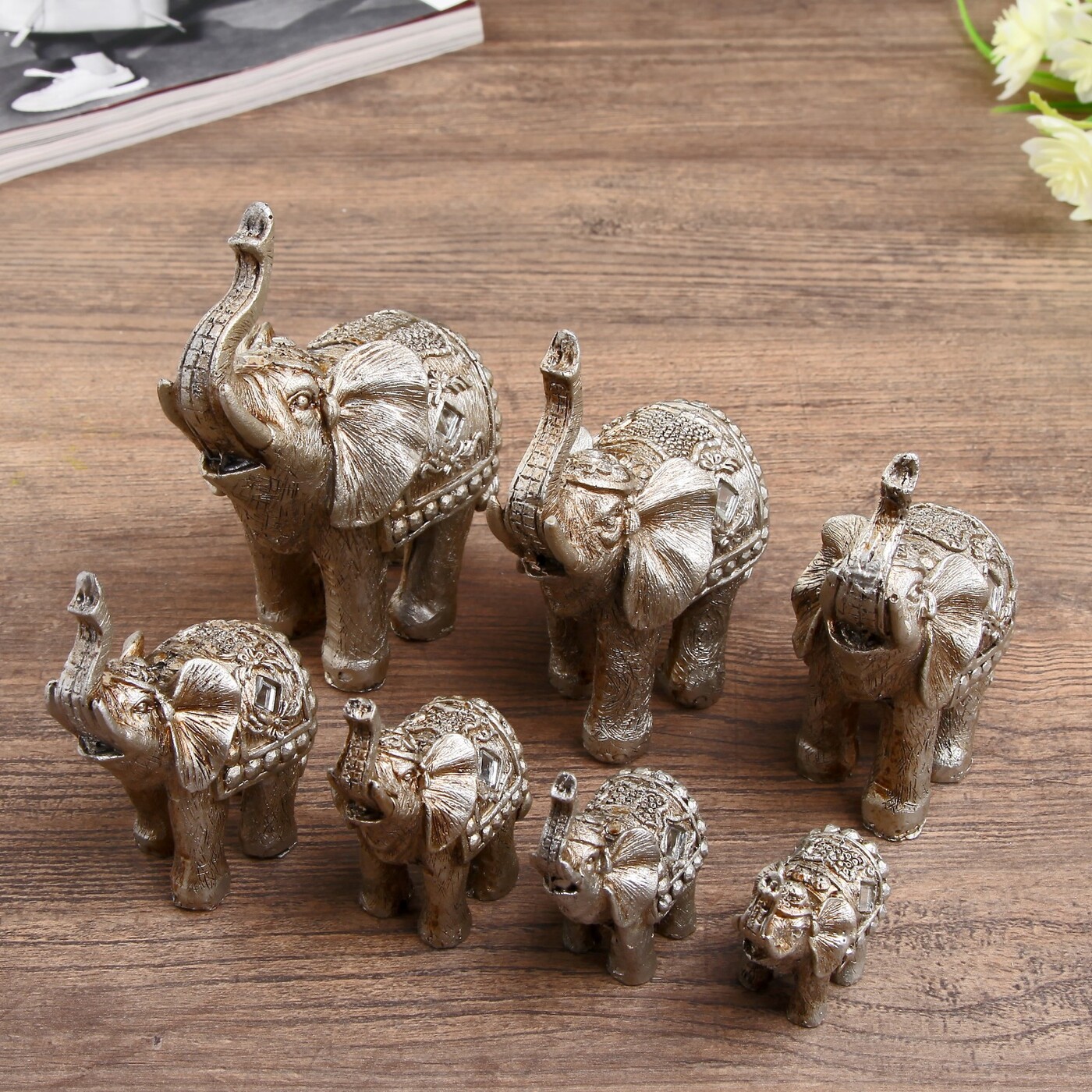 7 слонов фото