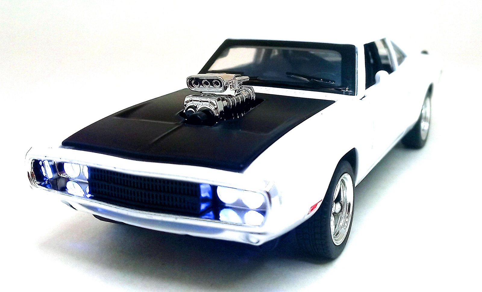 Машинка металлическая инерционная Dodge Charger RT "Додж Чарджер РТ" 16 ...