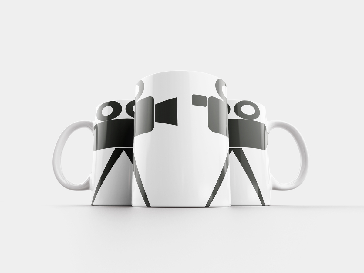 кружка с терморисунком. кружка покебол. запись видео кружка. кружка хамелеон с фотографией. термокружка ra-6942 мешалка с крышкой self stirring mug оранжевая.