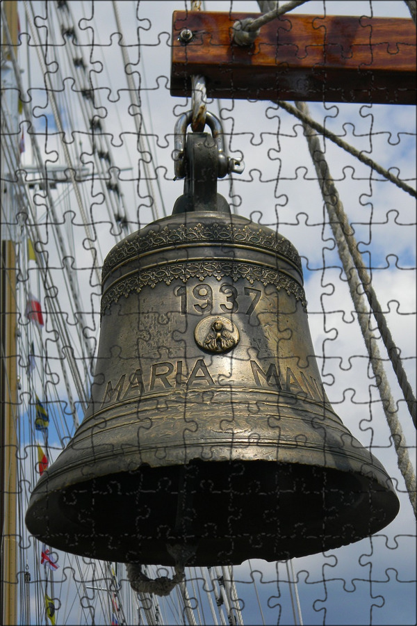 Схемы оригами школа колокольчик. Как сделать колокол. Объемный колокольчик. Колокольчик оригами из бумаги. Китайский стеклянный колокольчик.