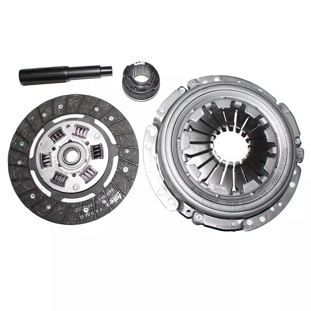 Комплект сцепления нива 21214. Комплект сцепления ваз 2123. Диск сцепления ваз 2101 сакс. Сцепление на ниву на озоне. Комплект сцепления ваз 2123.