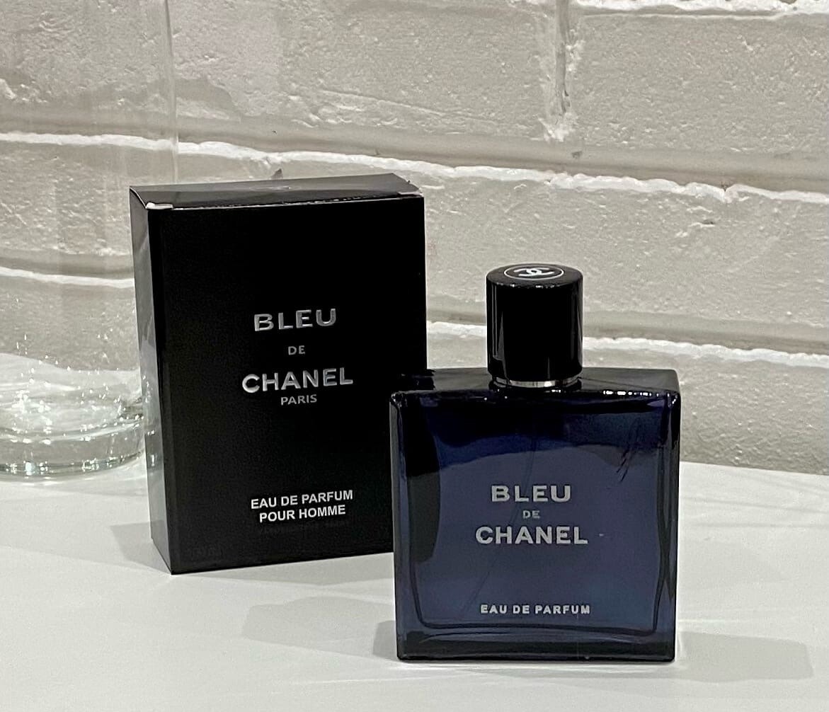 Шанель блю мужские оригинал. Chanel bleu de Chanel парфюмерная вода 100 мл. Blue Chanel в летуаль мужские духи. Блю де Шанель мужские цена в летуаль 100 мл. Шанель Блю мужские летуаль.
