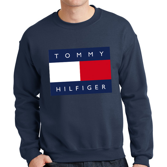 Черный свитшот Томми Хилфигер с сердцем. Бежевая толстовка Tommy Hilfiger. Свитшот Томми Хилфигер с маленьким лого.