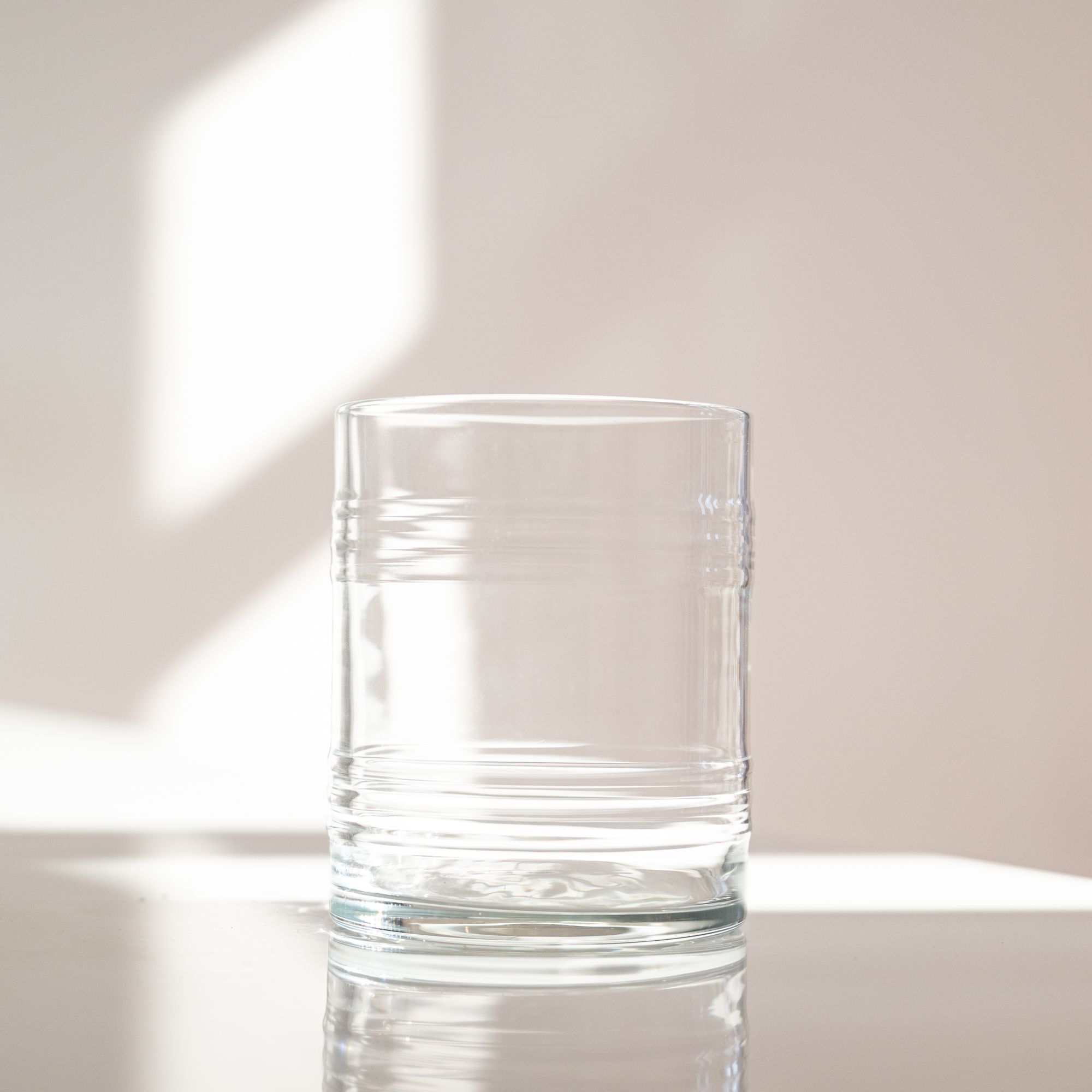 Посуда: стакан с крышкой 500мл пластик (архимед,арт. Пивной бокал банка. Стакан хайбол arcoroc "кэн" 480 мл. Банка стакан для консервирования. Libbey бокалы банка.