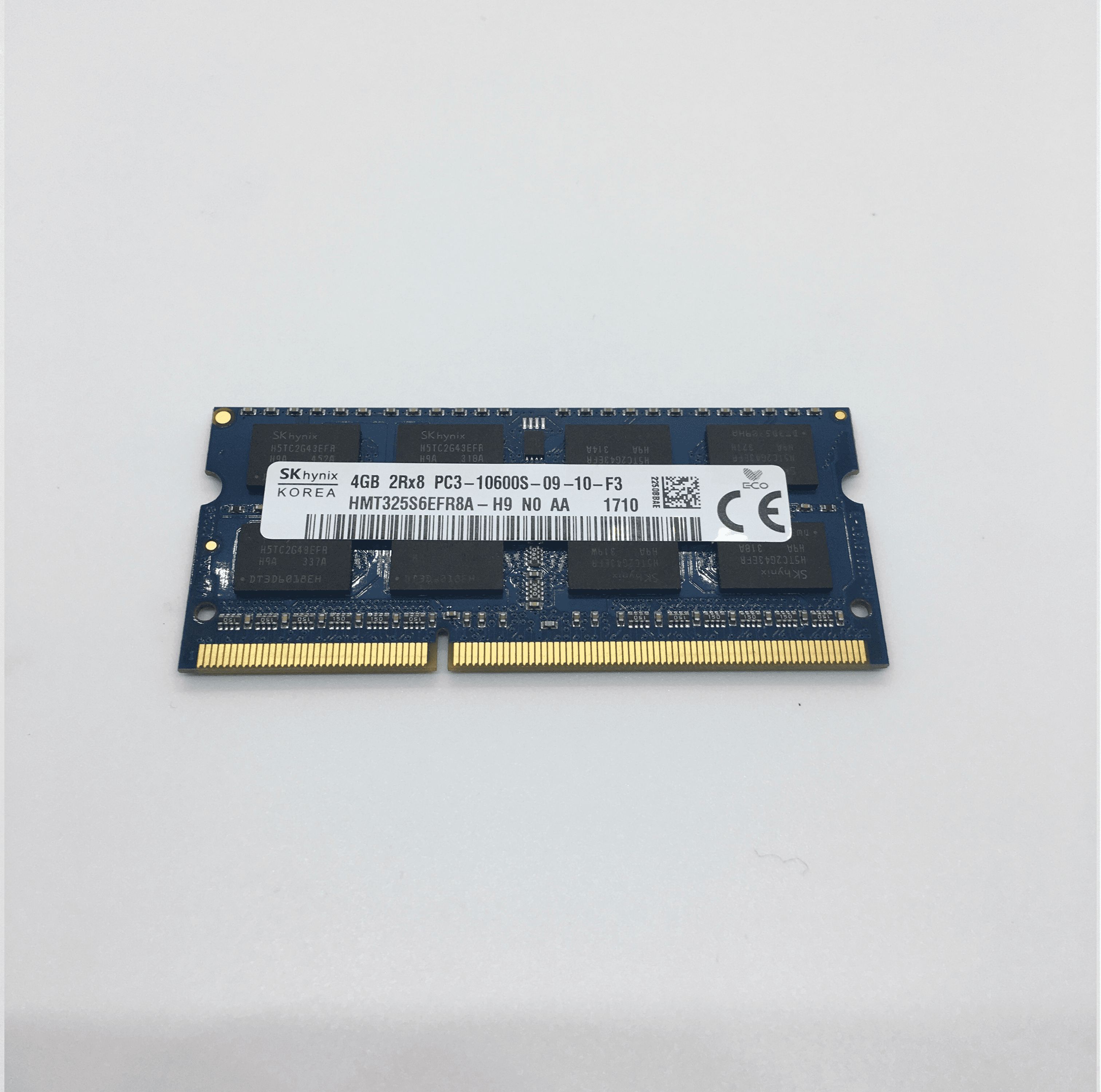 HynixОперативнаяпамятьDDR34Gb1333MhzHMT325S6EFR8A-H9So-DimmPC3-106001x4ГБ(HMT325S6EFR8A)