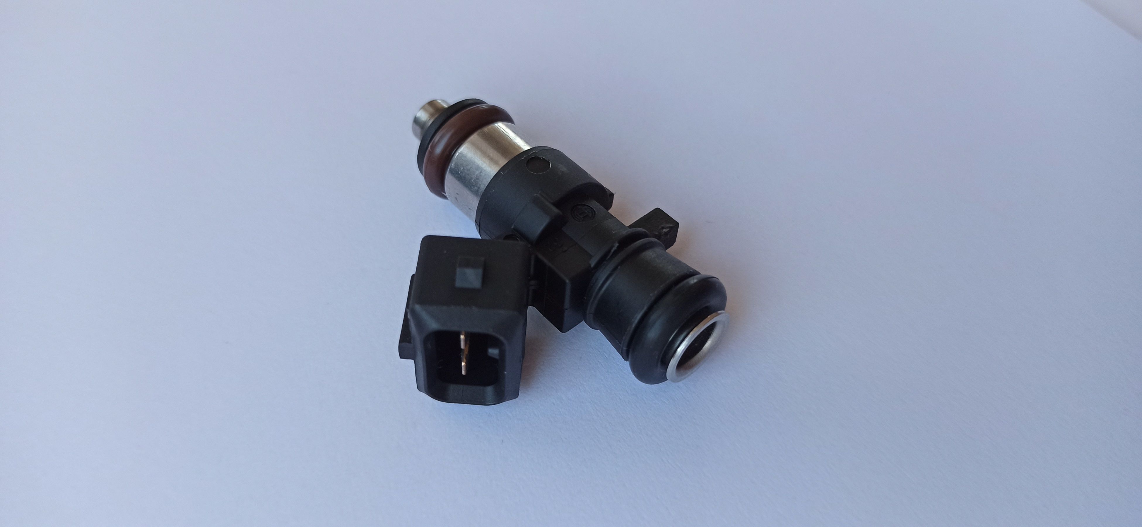 Топливная форсунка дастер 2114-15. Форсунки рено логан 1. Форсунку рено сандеро. Форсунки для рено сандеро 2012 года. 6.