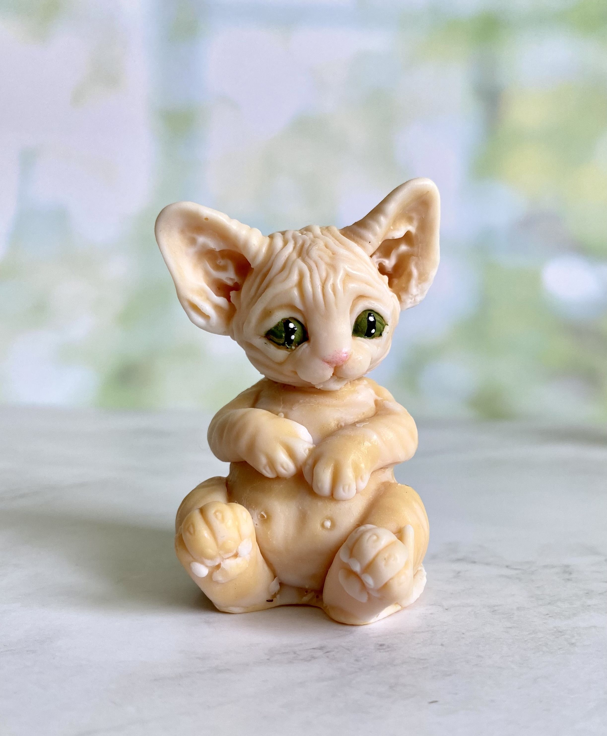 Мыло кот сфинкс. Зверята из мыла. сфинкс бежевый. кот сфинкс бежевый.