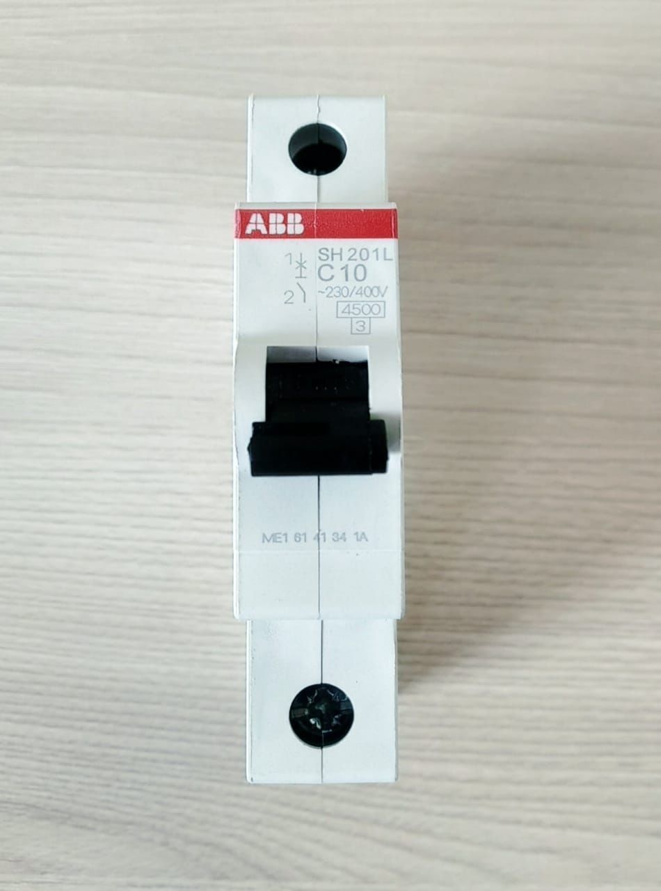 Автоматический выключатель sh201l. Обозначения автоматический выключатель ABB sh202l c50. Выключатели ABB. Автомат АББ И наконечник. Автоматы ABB вектор.