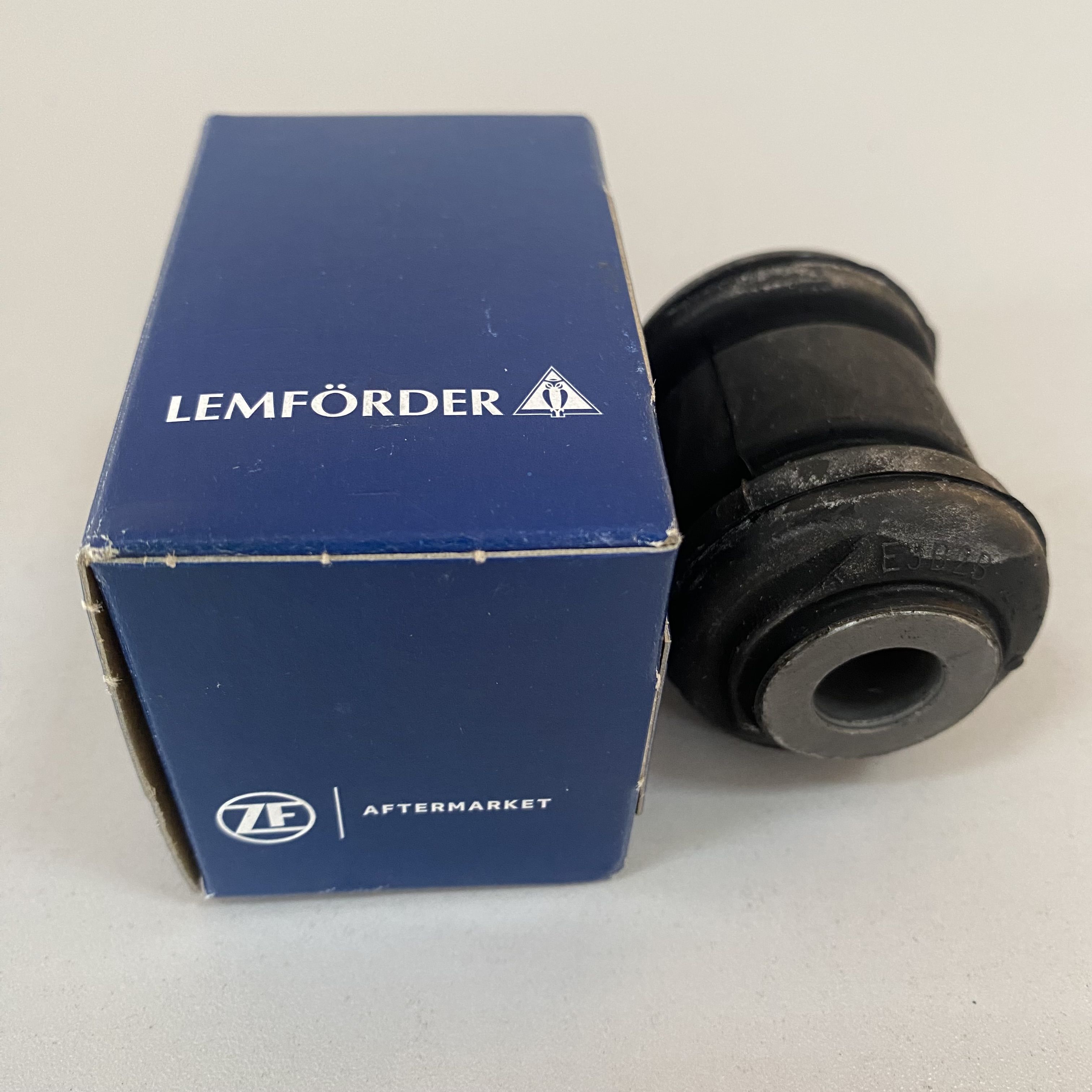 Сайлентблок lemforder 3194001. Lemforder 3128501 сайлентблок задней балки. Лемфердер форд фокус 2. Сайлентблок лемфердер фокус 2. 3200701 lemforder.