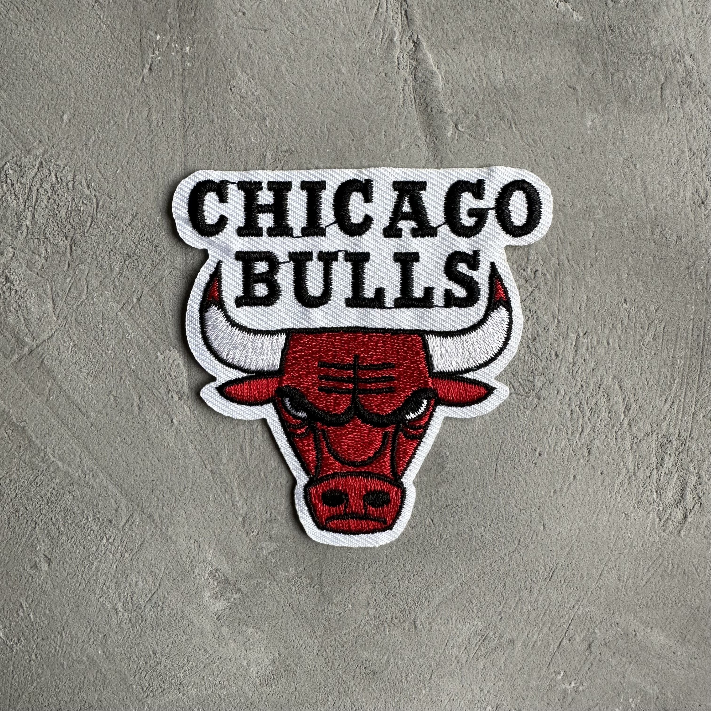 Нашивка на одежду NBA Chicago Bulls, термонашивка, 70x70 мм - купить с  доставкой по выгодным ценам в интернет-магазине OZON (1298025358)