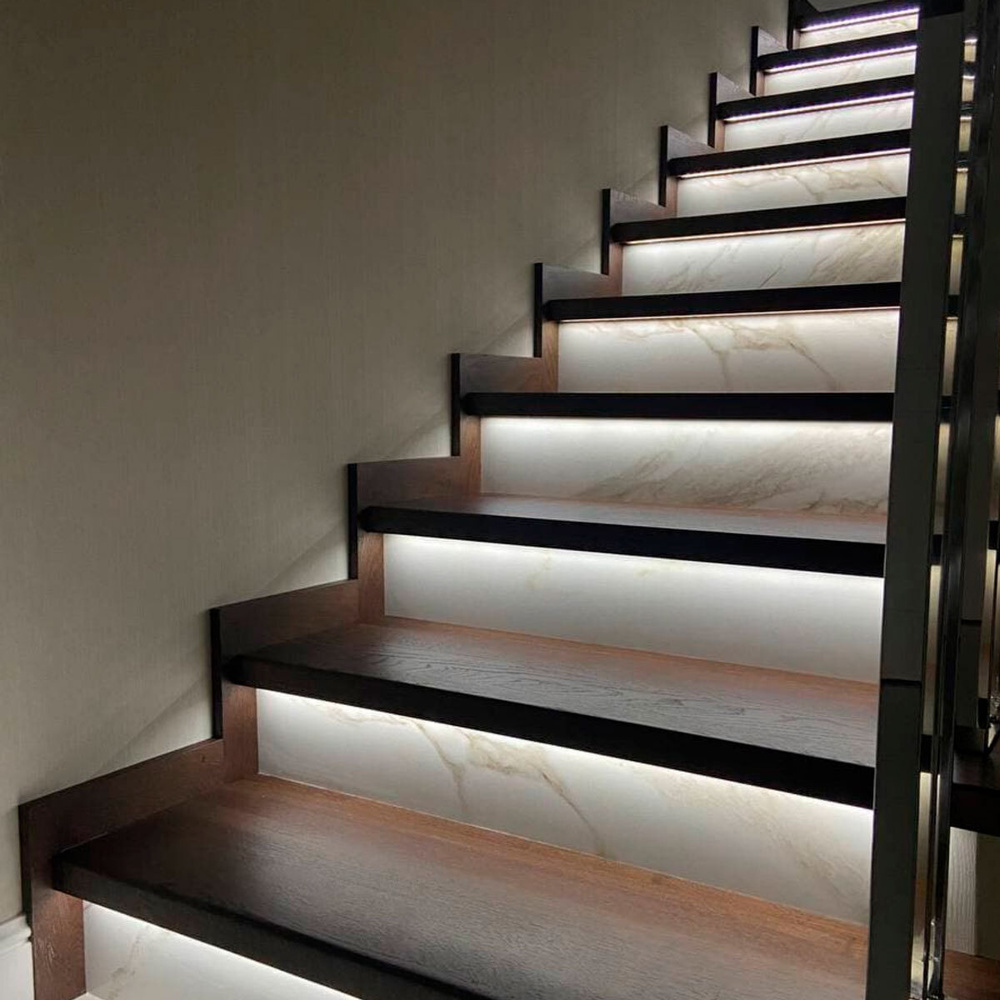 Подсветка для лестницы с датчиком. Подсветка лестницы UZENS. M5450 подсветка лестницы. Stairslight автоматическая подсветка лестниц. UZENS автоматическая подсветка лестницы.