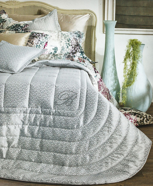 Покрывало Blumarine САНИА-БЛЮМ Bianco/белый 270x 270 см - купить по ...