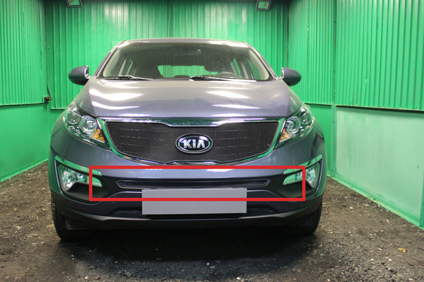 Защита радиатора середина черная Kia Sportage (2010-2014) / съемная ...