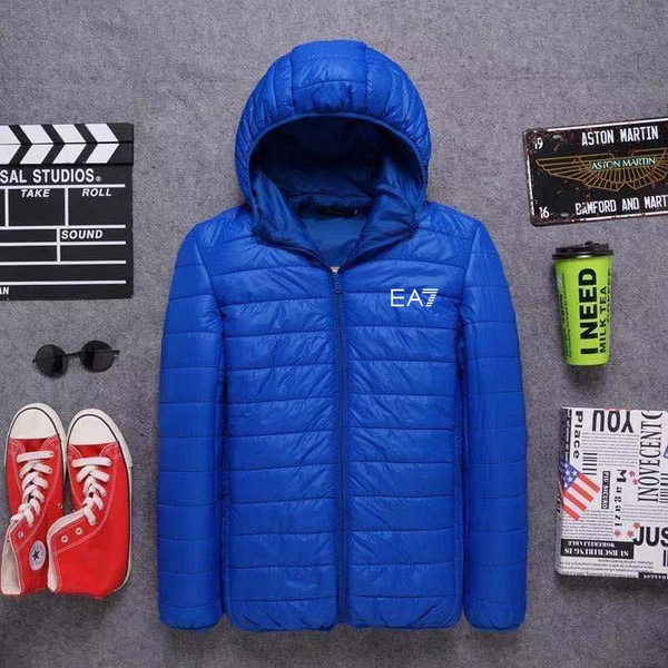 Куртка Armani Exchange купить на OZON по низкой цене (1759093160)