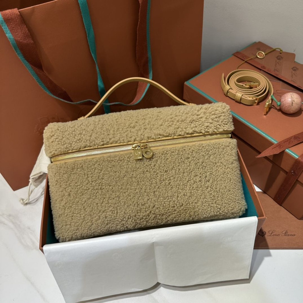 Сумка на плечо Loro Piana - купить с доставкой по выгодным ценам в ...